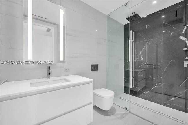 Building Photo - 300 Biscayne Blvd