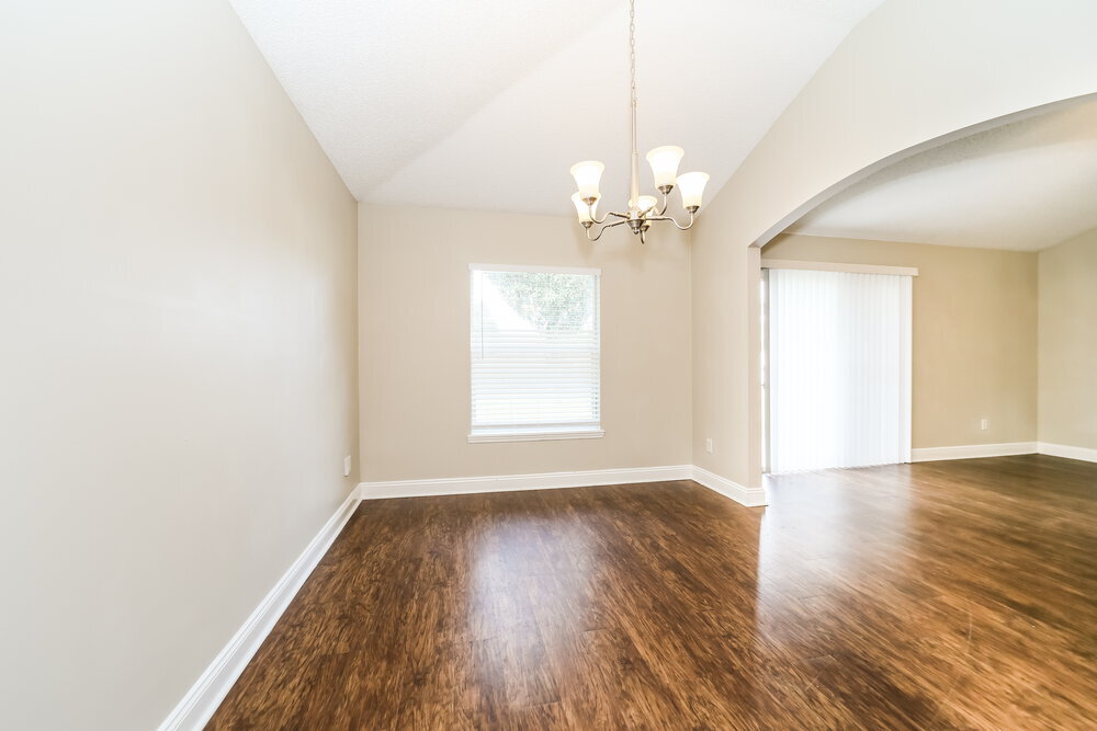 Building Photo - 2631 Creek Ridge Dr