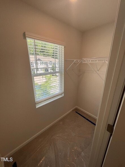 Building Photo - 2027 Wiggins Village Dr