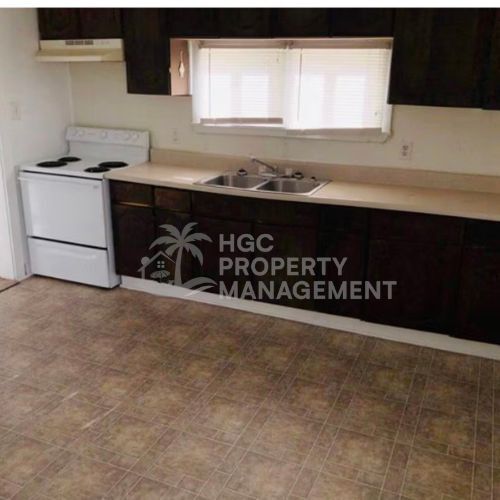 Building Photo - 112 S New St