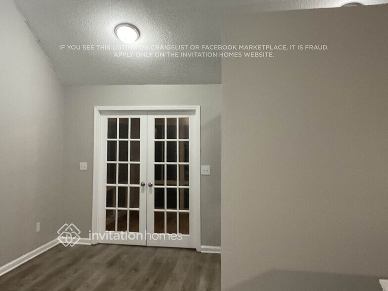 Building Photo - 6458 Phillips Creek Dr