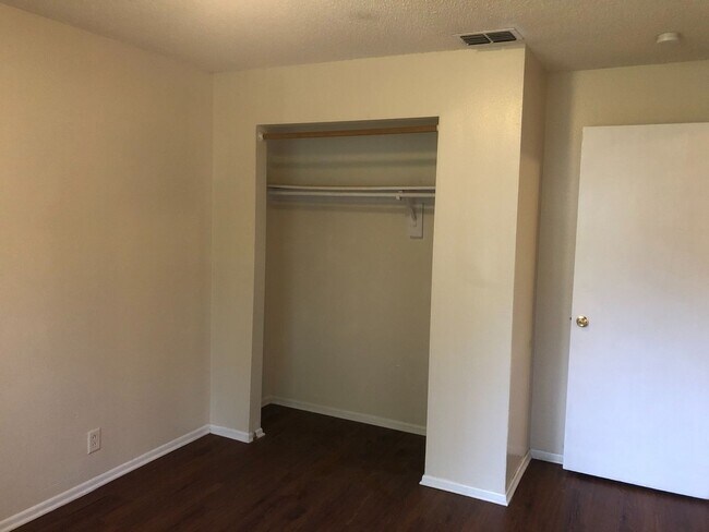 Building Photo - SPACIOUS 3BR/1.5BA w/Carport, Beautiful Wood Finish Flooring, Privacy Fenced Backyard! NO APP FEE!