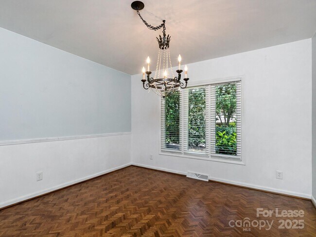 Building Photo - 5110 Dunes Ct