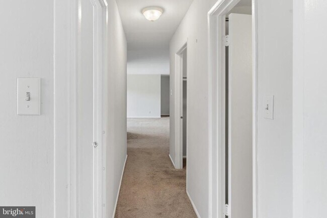 Building Photo - 3712 N Rosser St