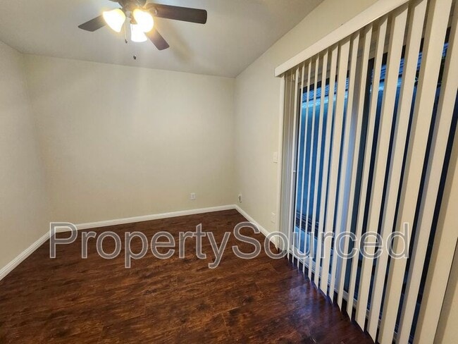 Building Photo - 155 Berverdor Ave