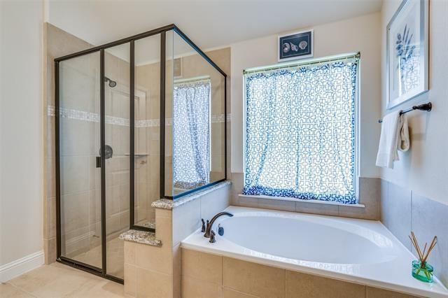 Building Photo - 3523 Charleston Dr