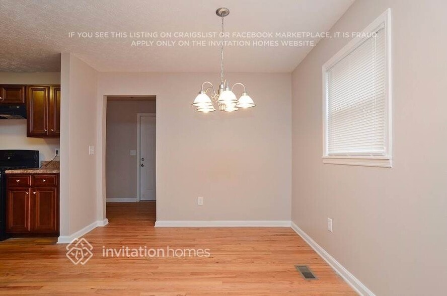 Building Photo - 4080 Oak Stone Dr
