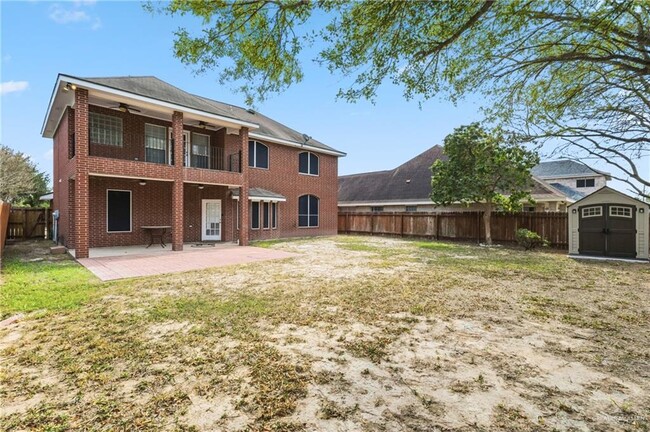 Building Photo - 21 S 25th St