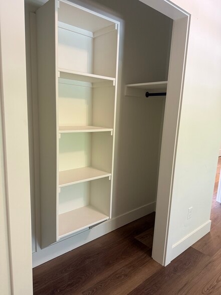 Bedroom 1 - 1539 Villard St
