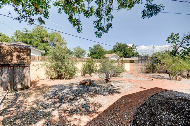 Building Photo - 3521 Smith Ave SE