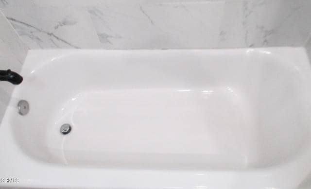 Building Photo - 3332 Thorpe Ave