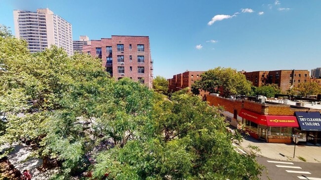 Building Photo - 10025 Queens Blvd