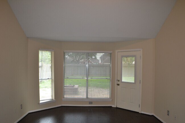 Building Photo - 12827 Fox Arrow Ln