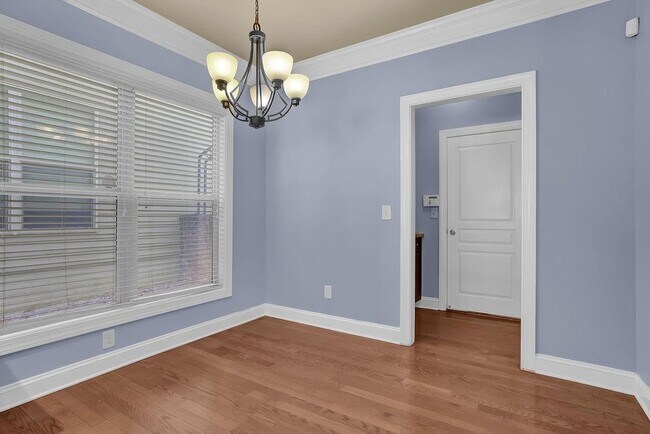 Building Photo - 2540 Wentwood Ct