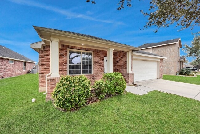 Building Photo - 1722 Lansing Cove Dr