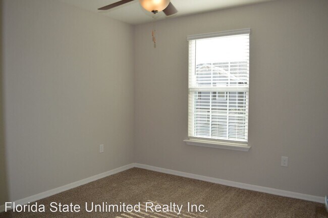 Building Photo - 3 br, 2.5 bath House - 9539 Tocobaga PL