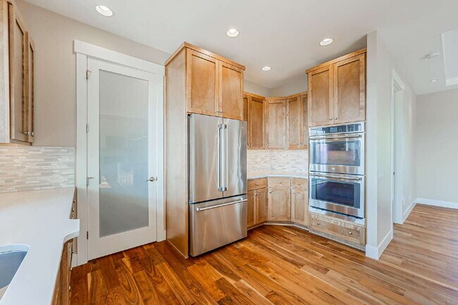 Building Photo - Captivating Rental Home perched above the ...