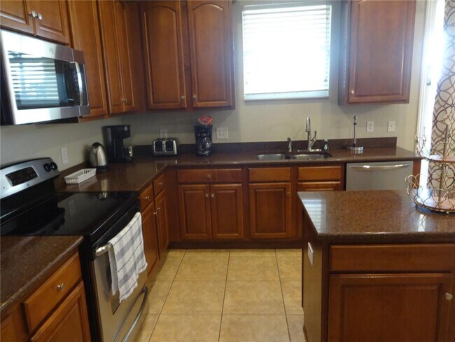 Building Photo - 2600 Marg Ln