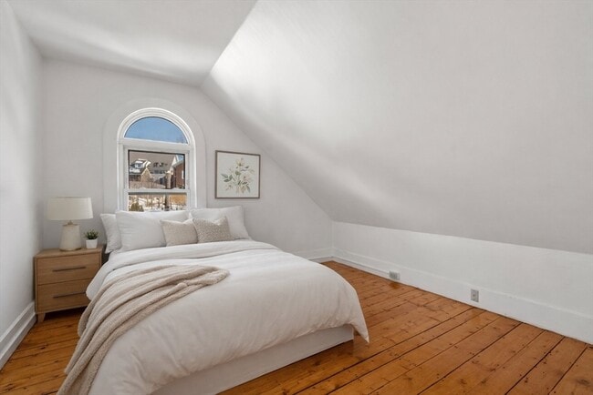 Building Photo - 36 Sewall St