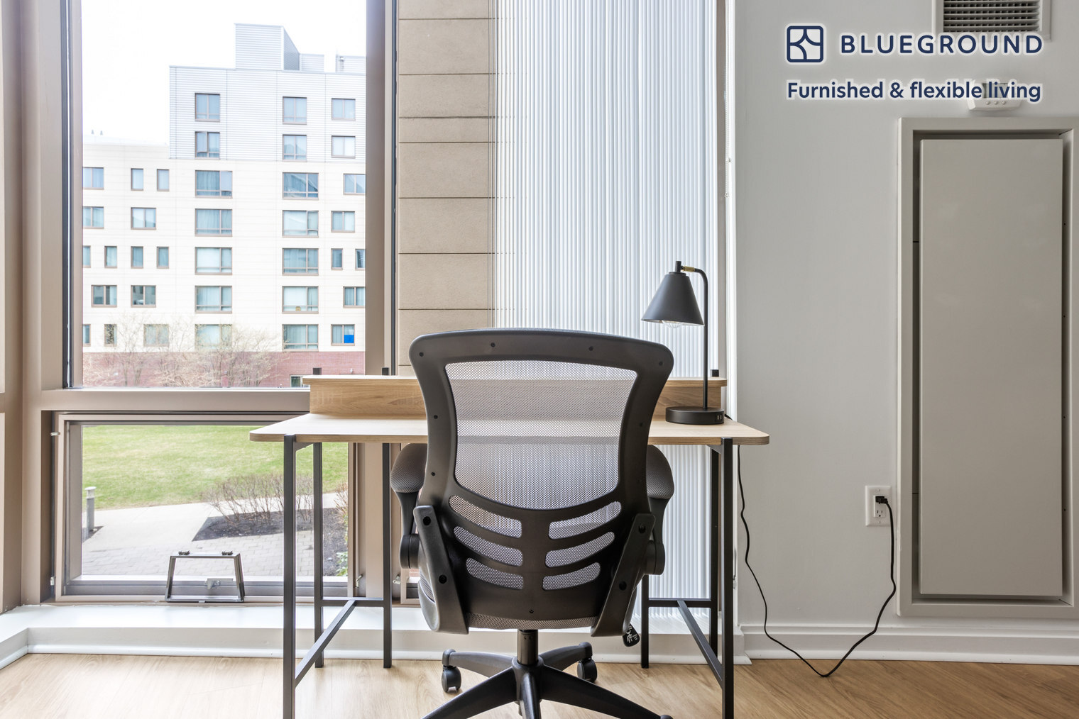 Building Photo - 303 Third Street-SI FL2-ID642