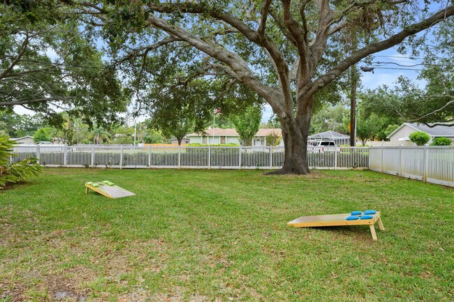 Building Photo - 13478 98th Ave