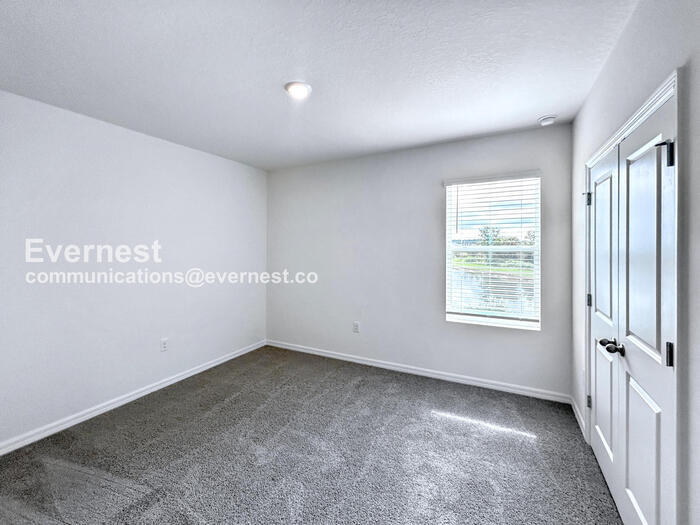Building Photo - 8332 Juning Cove