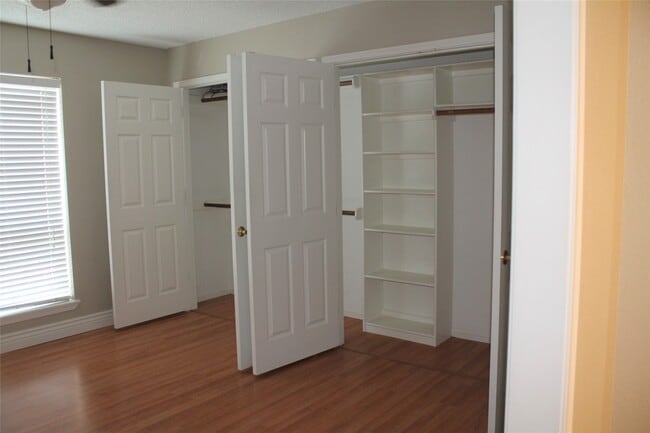 Building Photo - 2120 El Paseo St