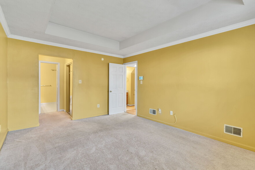 Building Photo - 13920 Lord Fairfax Pl