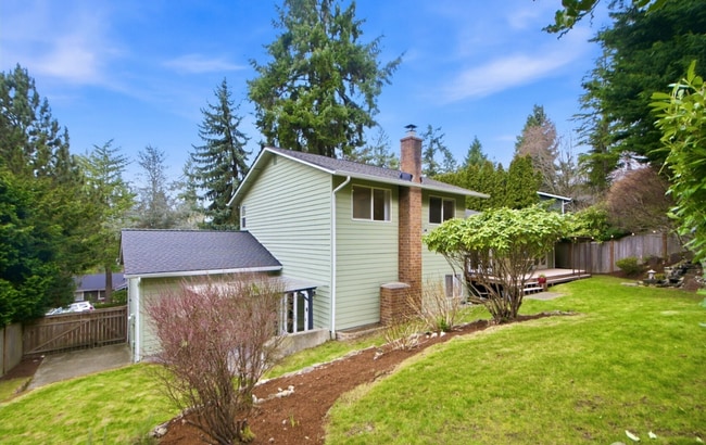Building Photo - 15237 SE 48th Dr