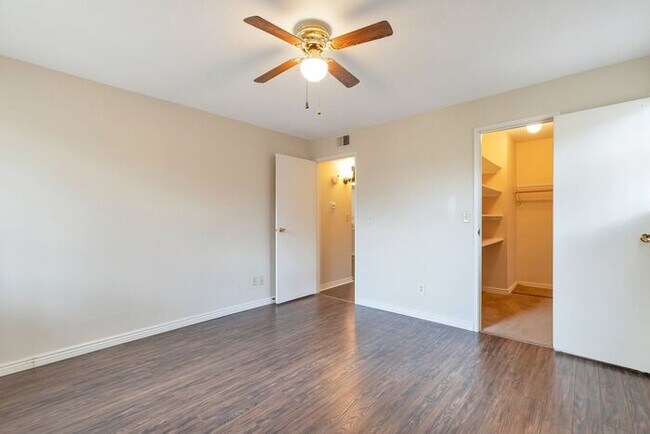 Building Photo - Charming 1 beds 1 bath in Aurora!**Owner i...