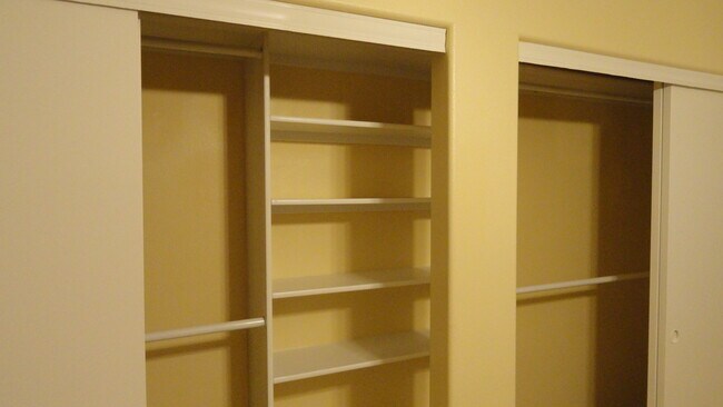 Spare Bedroom - 5710 E Tropicana Ave