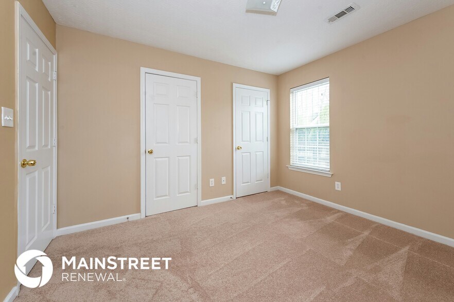 Building Photo - 11219 Knotty Pine Pl