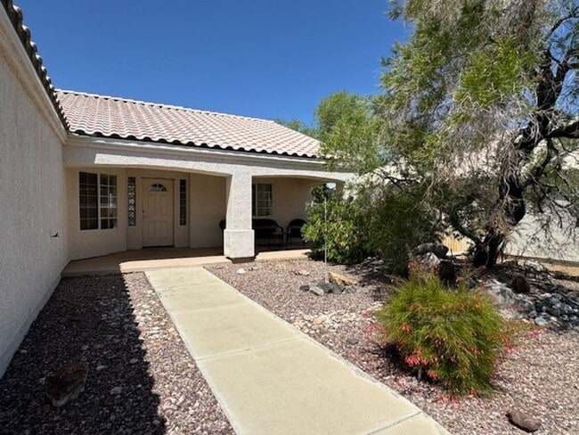 Building Photo - 3BR WINTER Vacation Home with Utilities Incl & RV PAD & Hookups, AVAILABLE 11-19-25