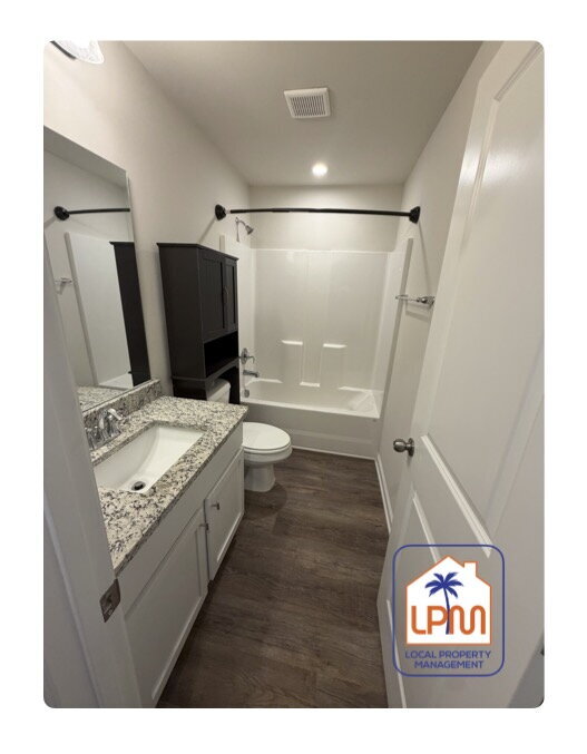Building Photo - Open Concept  3-Bed, 3-Bath with 1,924 Sq. Ft.