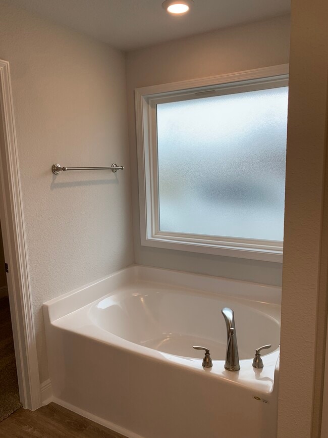 Building Photo - 1329 Makaira Dr