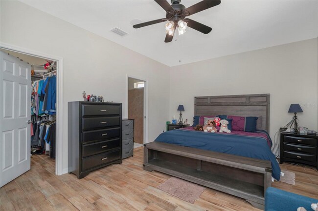 Building Photo - 5015 Laurel Creek Pl