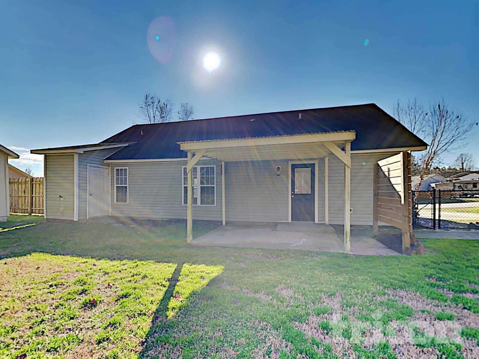 Building Photo - 241 Gray Ghost St