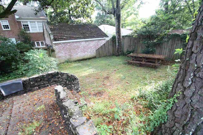 Building Photo - 1319 Peachtree St