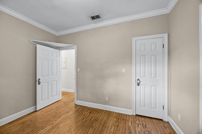 Building Photo - 3643 Herschel St