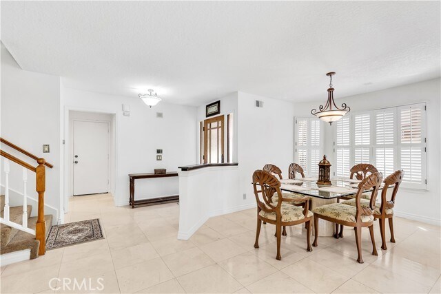 Building Photo - 24242 Juanita Dr