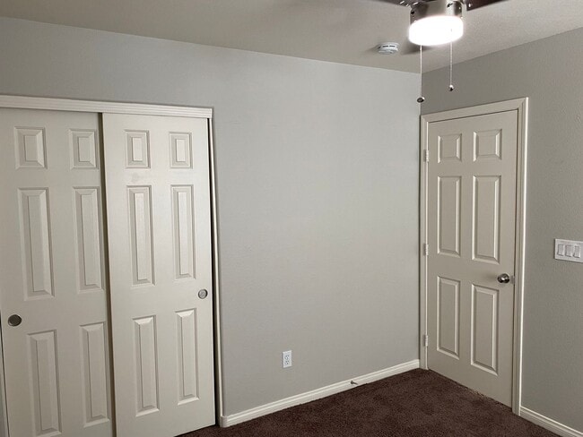 Building Photo - NW!!! 4 bedrooms!!! Pool and Spa!!! All ti...