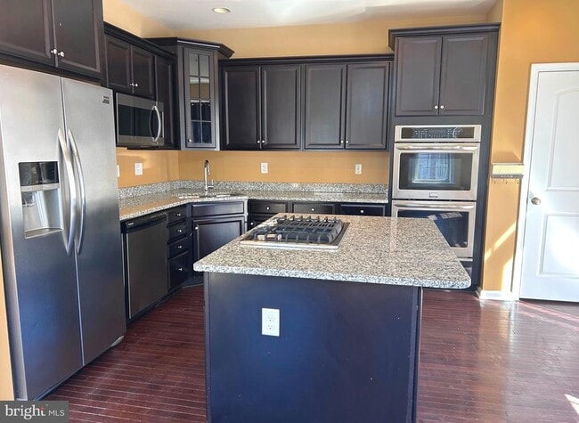 Building Photo - 9623 Smithview Pl