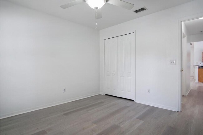 Building Photo - 103 Ridgebrook Ct
