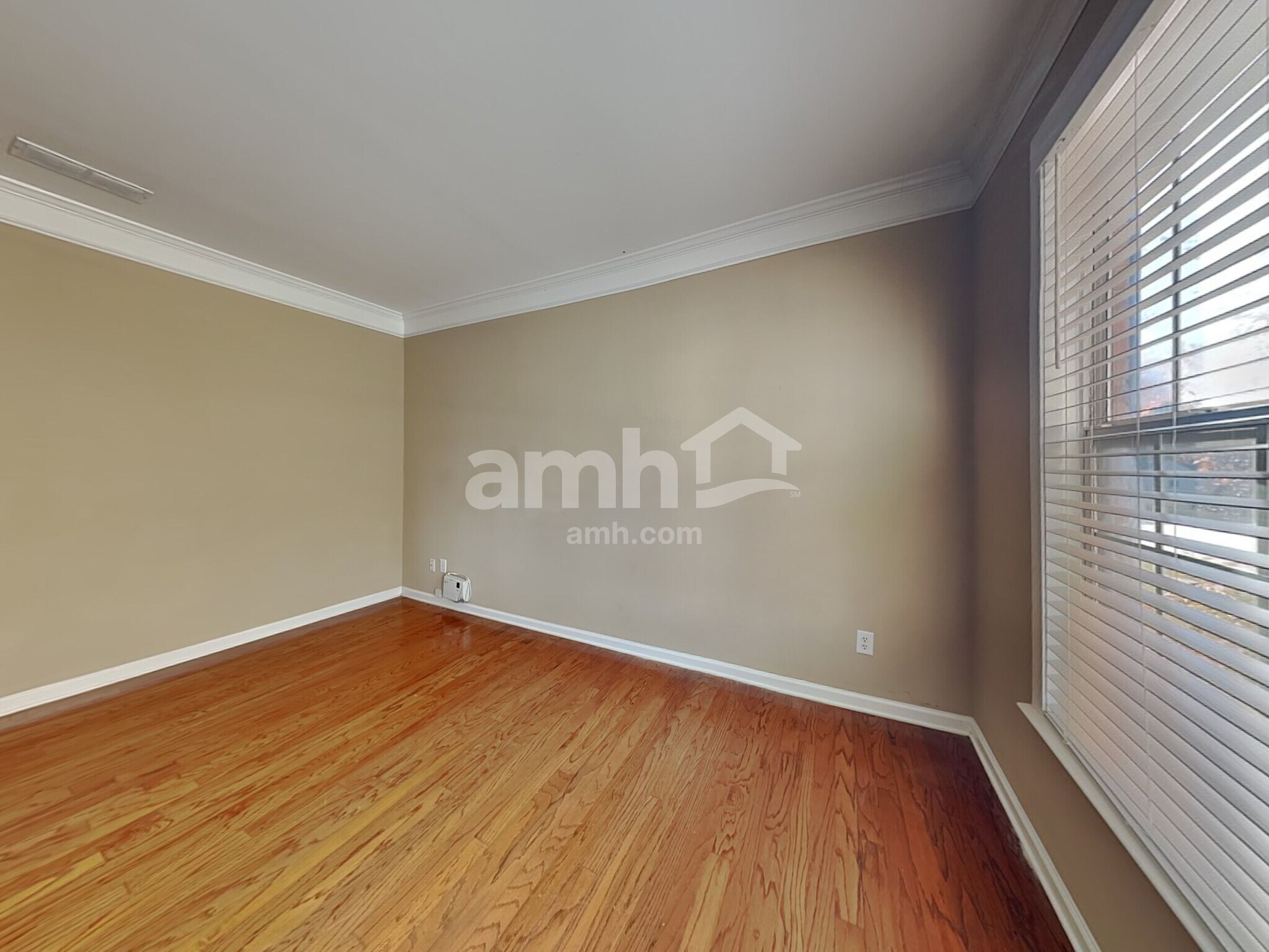 Building Photo - 5715 Oxborough Way