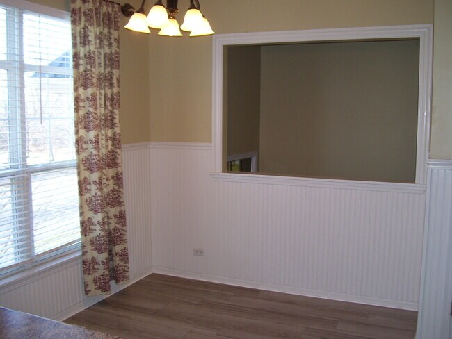 Building Photo - 3376 Bradbury Cir