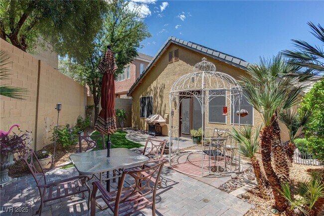 Building Photo - 5993 Attavilla Dr