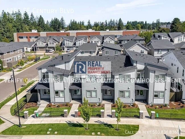 Building Photo - 4156 SE Century Blvd