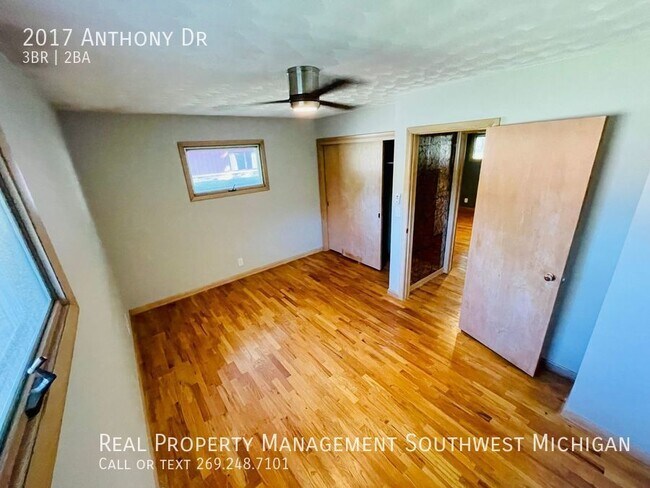 Building Photo - 2017 Anthony Dr
