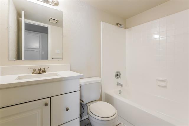 Building Photo - 502 Ponderosa Dr
