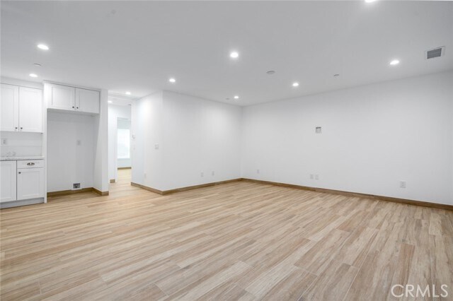 Building Photo - 710 N Minter St